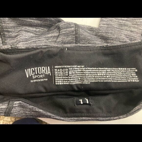‎VICTORIA’S SECRET, Knockout Capri Leggings,Gray, XS - Picture 10 of 12